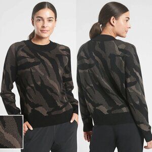 Athleta Jacquard Crew Sweater XS Abstract Animal Charcoal Grey Merino Wool $129